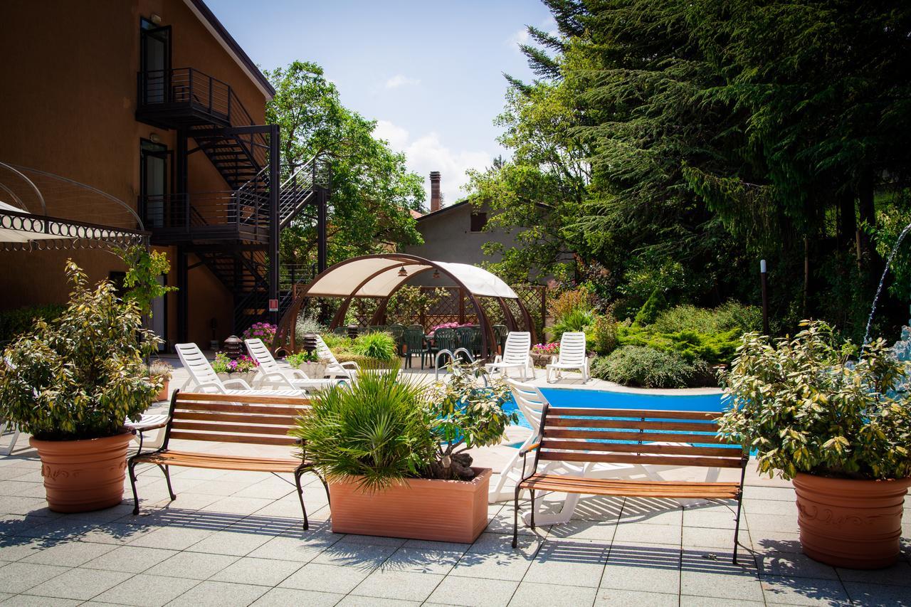 Hotel Ulisse Carpegna Eksteriør billede